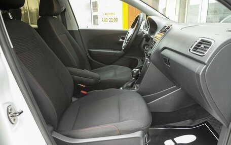 Volkswagen Polo VI (EU Market), 2018 год, 1 125 000 рублей, 11 фотография