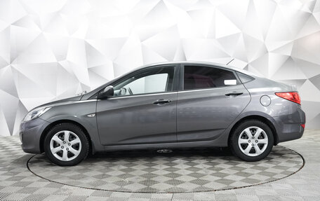 Hyundai Solaris II рестайлинг, 2013 год, 750 000 рублей, 2 фотография