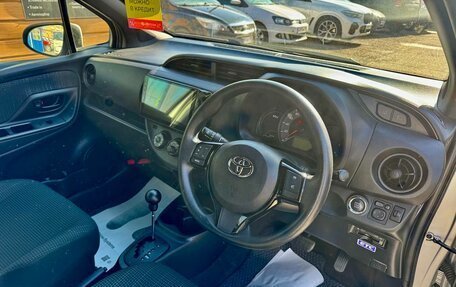 Toyota Vitz, 2019 год, 1 079 000 рублей, 12 фотография