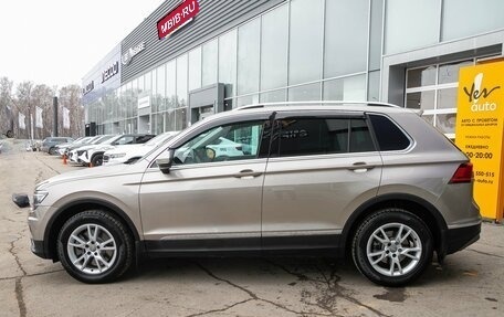 Volkswagen Tiguan II, 2018 год, 2 525 000 рублей, 10 фотография