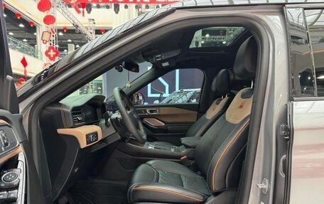 Ford Explorer VI, 2025 год, 7 400 000 рублей, 13 фотография