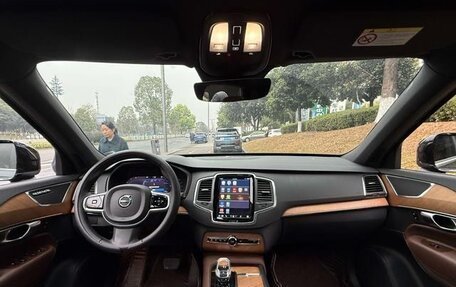 Volvo XC90 II рестайлинг, 2022 год, 5 560 000 рублей, 8 фотография