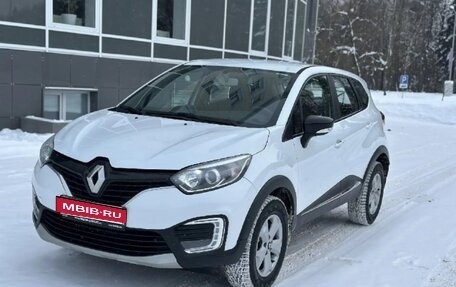Renault Kaptur I рестайлинг, 2019 год, 850 000 рублей, 1 фотография