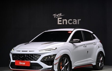 Hyundai Kona I, 2021 год, 2 300 000 рублей, 1 фотография