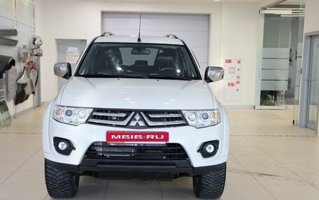 Mitsubishi Pajero Sport II рестайлинг, 2014 год, 2 030 000 рублей, 2 фотография