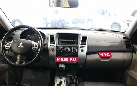 Mitsubishi Pajero Sport II рестайлинг, 2014 год, 2 030 000 рублей, 10 фотография