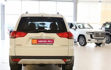 Mitsubishi Pajero Sport II рестайлинг, 2014 год, 2 030 000 рублей, 5 фотография