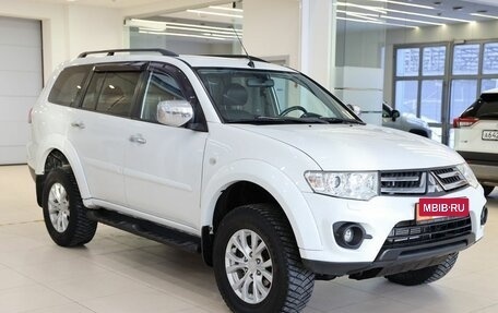 Mitsubishi Pajero Sport II рестайлинг, 2014 год, 2 030 000 рублей, 3 фотография