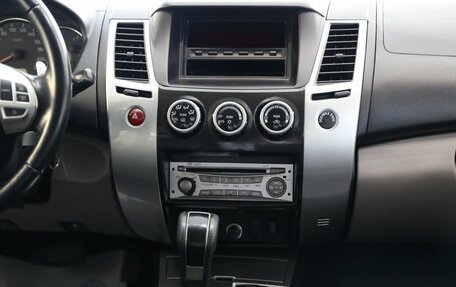 Mitsubishi Pajero Sport II рестайлинг, 2014 год, 2 030 000 рублей, 16 фотография