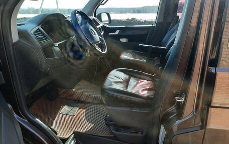 Volkswagen Caravelle T6 рестайлинг, 2016 год, 3 050 000 рублей, 7 фотография