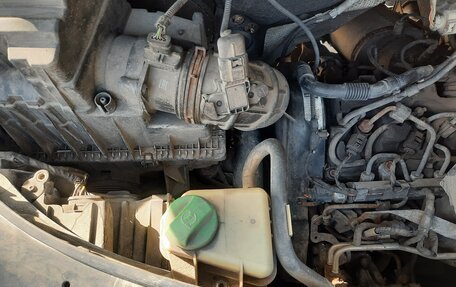 Volkswagen Caravelle T6 рестайлинг, 2016 год, 3 050 000 рублей, 22 фотография