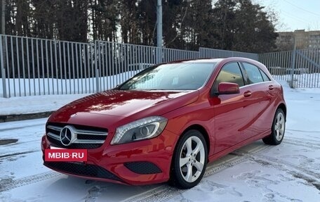 Mercedes-Benz A-Класс, 2013 год, 1 545 000 рублей, 10 фотография