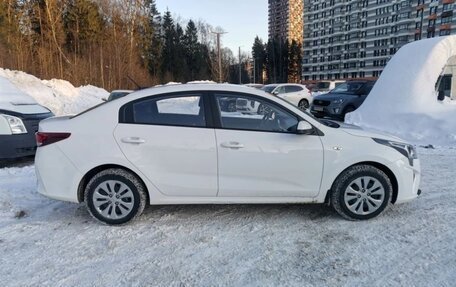 KIA Rio IV, 2021 год, 1 330 000 рублей, 8 фотография