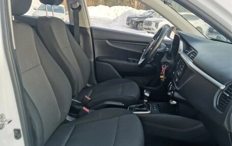 KIA Rio IV, 2021 год, 1 330 000 рублей, 11 фотография