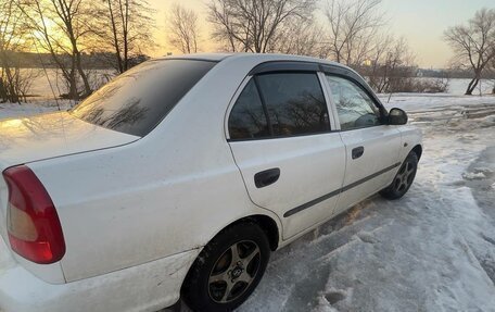 Hyundai Accent II, 2003 год, 350 000 рублей, 3 фотография