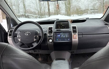 Toyota Prius, 2007 год, 600 000 рублей, 5 фотография