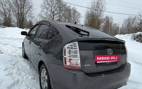 Toyota Prius, 2007 год, 600 000 рублей, 3 фотография