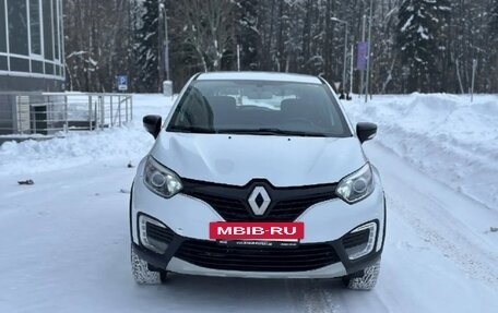 Renault Kaptur I рестайлинг, 2019 год, 850 000 рублей, 5 фотография