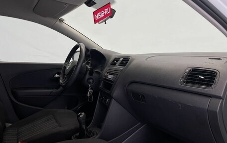 Volkswagen Polo VI (EU Market), 2015 год, 925 000 рублей, 11 фотография