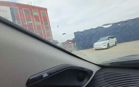 Toyota Venza, 2022 год, 4 112 000 рублей, 18 фотография