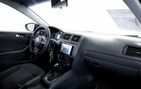 Volkswagen Jetta VI, 2013 год, 1 299 000 рублей, 16 фотография