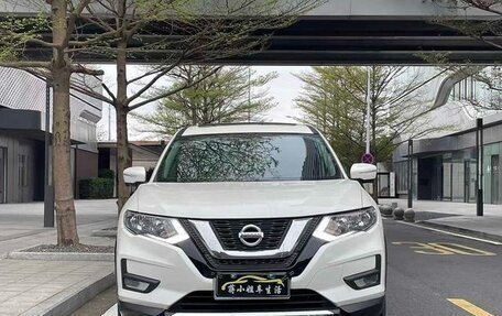 Nissan X-Trail, 2023 год, 2 260 000 рублей, 2 фотография