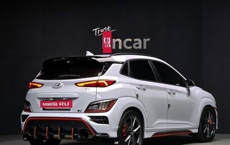 Hyundai Kona I, 2021 год, 2 300 000 рублей, 2 фотография