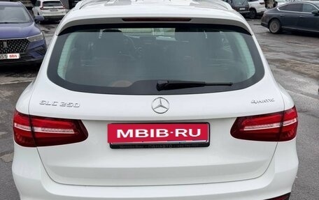 Mercedes-Benz GLC, 2016 год, 3 150 000 рублей, 3 фотография