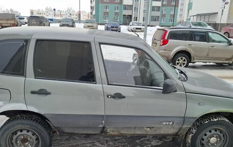 Chevrolet Niva I рестайлинг, 2004 год, 5 фотография