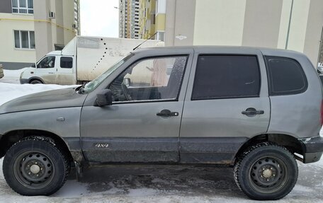 Chevrolet Niva I рестайлинг, 2004 год, 2 фотография