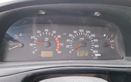 Chevrolet Niva I рестайлинг, 2004 год, 8 фотография