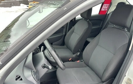 Renault Logan II, 2019 год, 730 000 рублей, 22 фотография