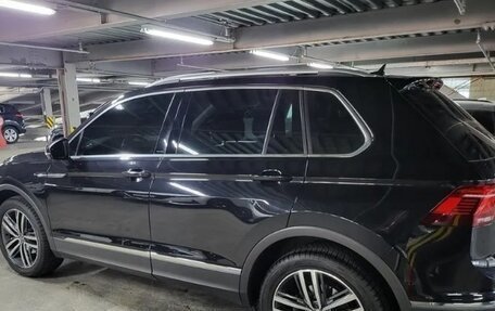 Volkswagen Tiguan II, 2022 год, 3 500 000 рублей, 2 фотография