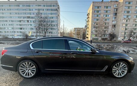 BMW 7 серия, 2017 год, 3 500 000 рублей, 2 фотография