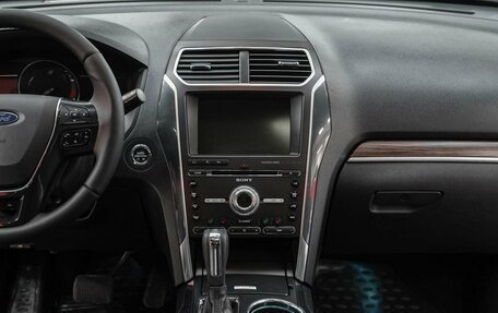 Ford Explorer VI, 2016 год, 2 090 000 рублей, 14 фотография