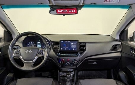 Hyundai Solaris II рестайлинг, 2021 год, 1 525 000 рублей, 14 фотография