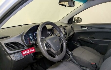 Hyundai Solaris II рестайлинг, 2021 год, 1 525 000 рублей, 16 фотография