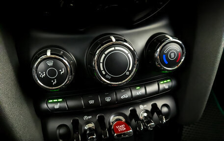 MINI Hatch, 2019 год, 1 900 000 рублей, 25 фотография