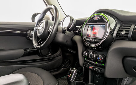 MINI Hatch, 2019 год, 1 900 000 рублей, 27 фотография