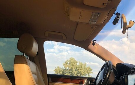 Volkswagen Touareg III, 2005 год, 895 000 рублей, 9 фотография