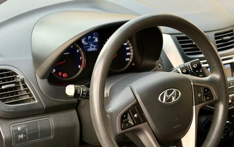 Hyundai Solaris II рестайлинг, 2014 год, 1 300 000 рублей, 13 фотография