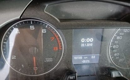 Audi A4, 2011 год, 861 896 рублей, 3 фотография