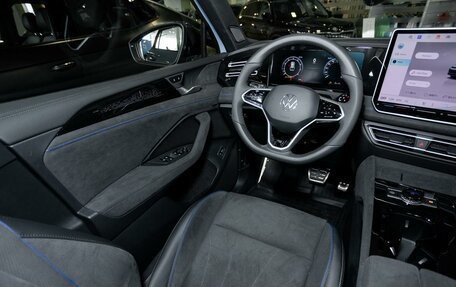 Volkswagen Tiguan, 2025 год, 5 500 000 рублей, 17 фотография