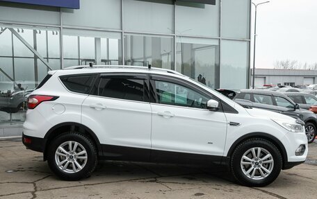 Ford Kuga III, 2017 год, 1 635 000 рублей, 10 фотография
