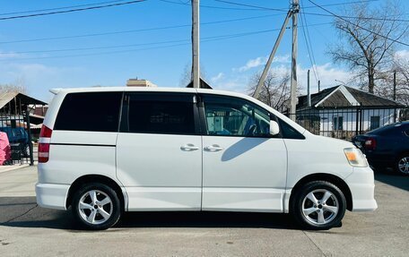 Toyota Noah III, 2002 год, 909 000 рублей, 5 фотография