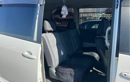 Toyota Noah III, 2002 год, 909 000 рублей, 14 фотография