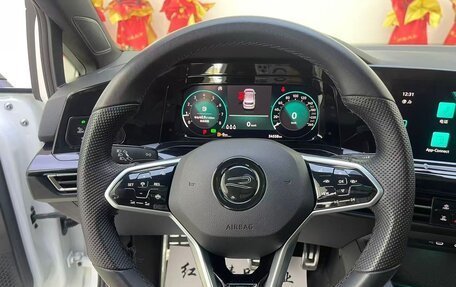 Volkswagen Golf VIII, 2022 год, 1 730 000 рублей, 4 фотография