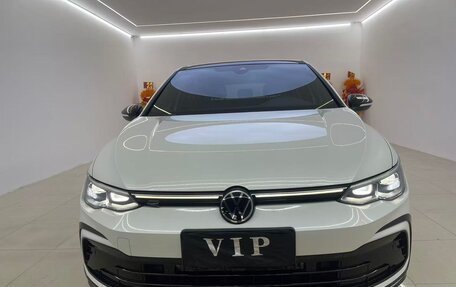 Volkswagen Golf VIII, 2022 год, 1 730 000 рублей, 13 фотография