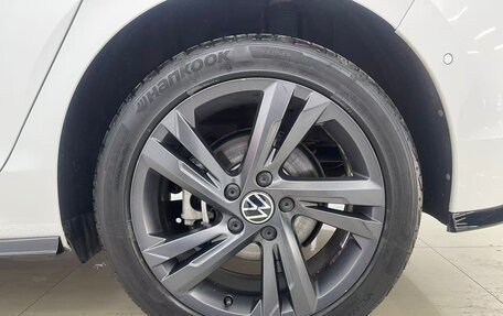 Volkswagen Golf VIII, 2022 год, 1 730 000 рублей, 17 фотография