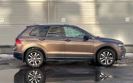 Volkswagen Tiguan II, 2019 год, 2 549 000 рублей, 4 фотография